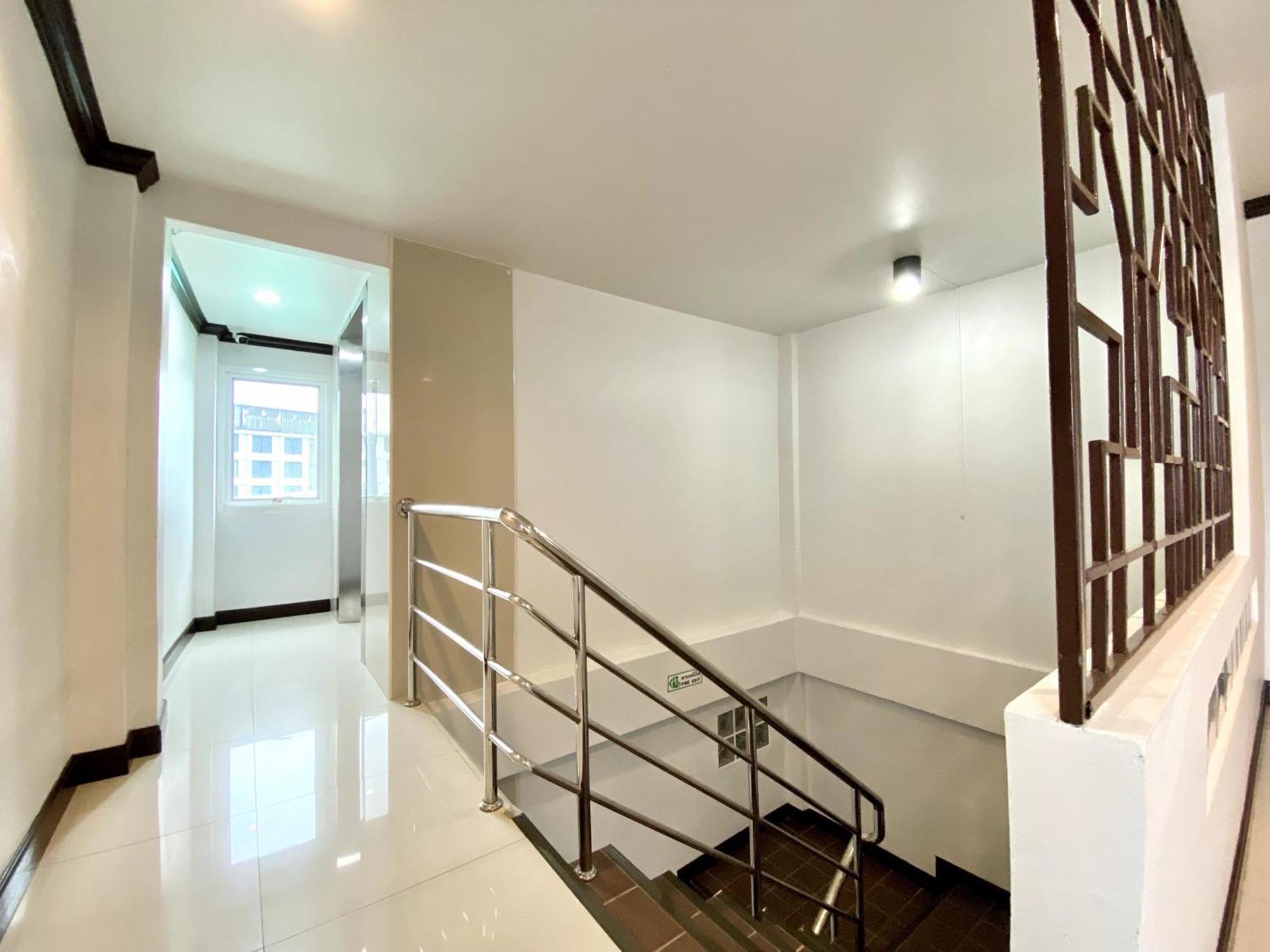 Sunray Beach Hotel Patong Buitenkant foto